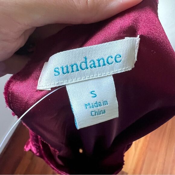Sundance Velvet Renaissance red velvet floral long sleeve dress size Small - Picture 5 of 6